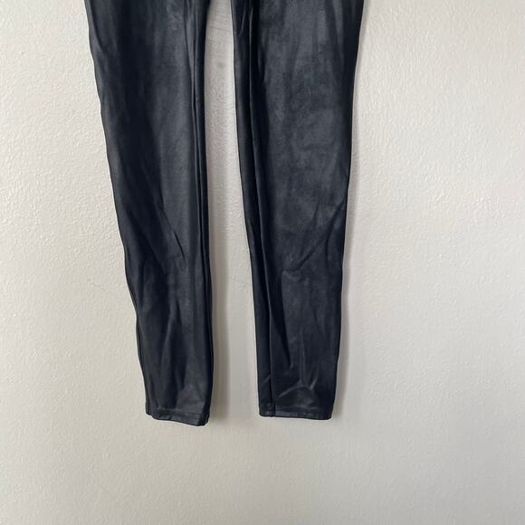 Spanx Size XL Faux Leather Leggings Size XL - Picture 5 of 10